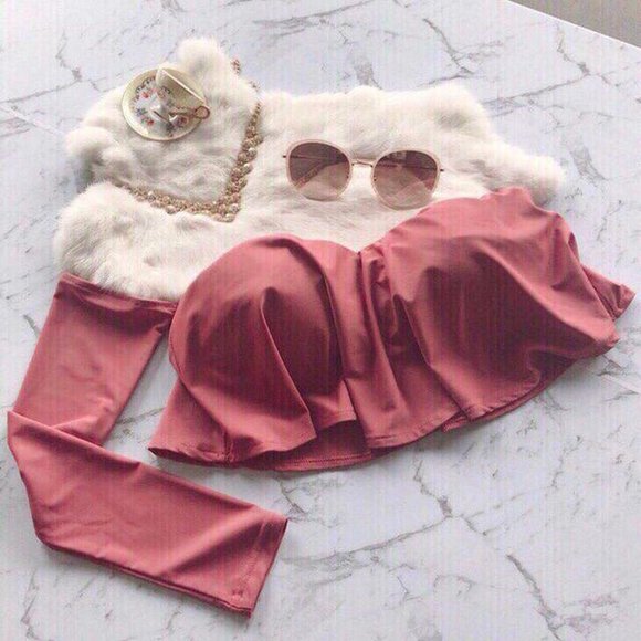 tiger mist Tops - Tiger Mist asymmetrical crop top size6-8 (S)